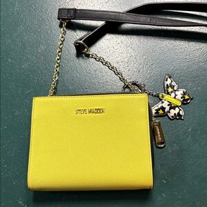 Steve Madden BGREER Wallet String Crossbody w/bag charm